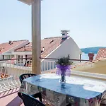 Rasica 3*