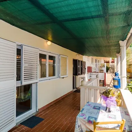 Rasica Guest house 3*