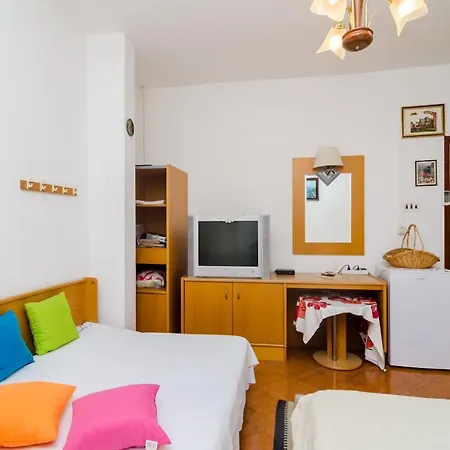 Rasica 3* Molunat