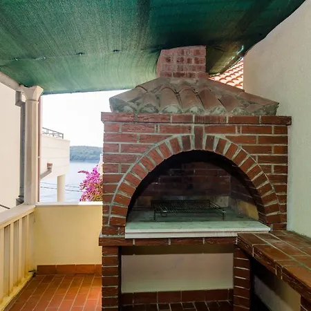 Rasica 3* Молунат